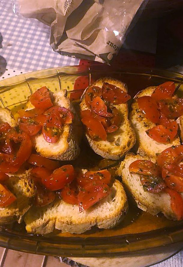 Bruschette con pomodorini